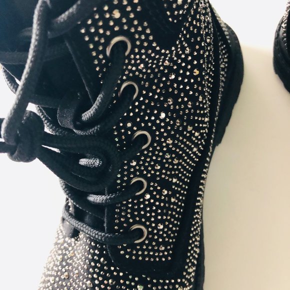 ROCK & CANDY "Lilyana" Front Lace-Up Silver Studded Boots Size 7 - Picture 4 of 8